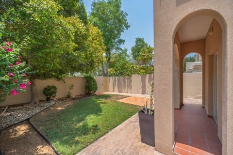 Kamienica do wynajęcia w The Springs, Dubai, ZEA 2 sypialnie, 241 mkw., nr 738692 - zdjęcie 21