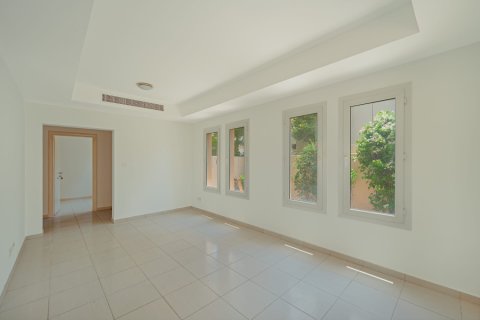 Kamienica do wynajęcia w The Springs, Dubai, ZEA 2 sypialnie, 241 mkw., nr 738692 - zdjęcie 2