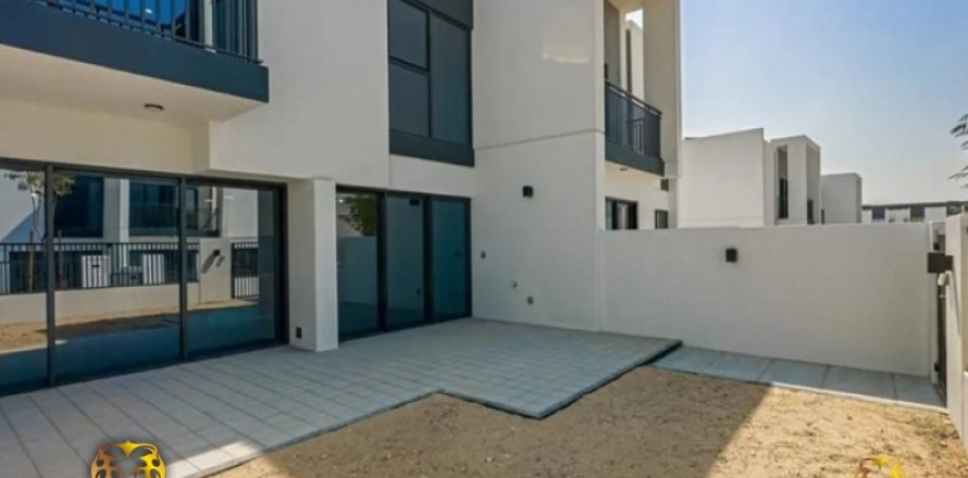 خانه شهری در Dubai Land، Dubai ، امارات متحده عربی 3 خوابه ، 183.58 متر مربع.  شماره 513216