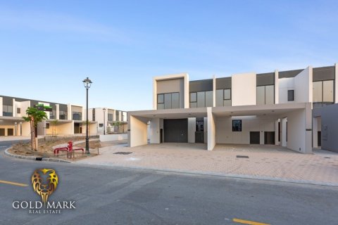 Townhouse in Dubai Land, UAE 4 bedrooms, 283.08 sq.m. № 513213