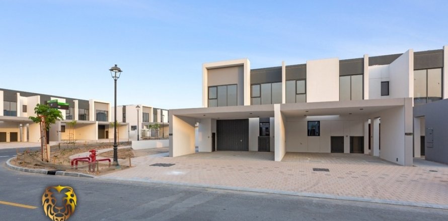 Ridamaja asukohaga Dubai Land, AÜE: 4 magamistoaga, 283.08 m² Nr 513213