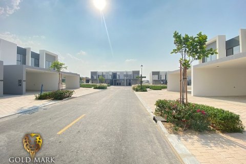 Shtëpi në qytet në Dubai Land, Emiratet e Bashkuara Arabe 3 dhoma gjumi, 161.84 m2. № 513214 - Foto 8