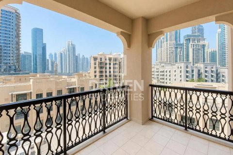 Apartment in Downtown Dubai (Downtown Burj Dubai), UAE 3 bedrooms, 182.74 sq.m. № 765570 - photo 13