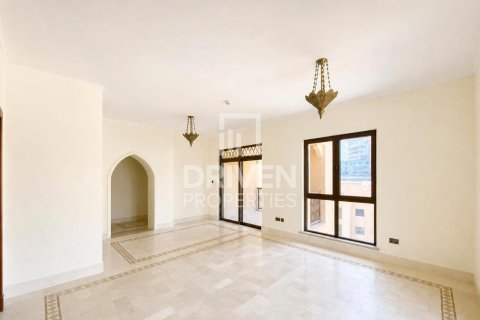 Apartment in Downtown Dubai (Downtown Burj Dubai), UAE 3 bedrooms, 182.74 sq.m. № 765570 - photo 2
