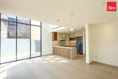 خانه شهری در Dubai ، امارات متحده عربی 4 خوابه ، 254.4 متر مربع.  شماره 763248