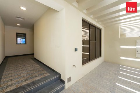 Таунхаус Дубай, БАӘ-да 4 жатын бөлмелер, 143.5 м² № 719429 - фото 16