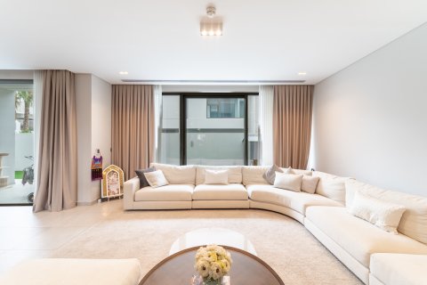 Βίλα σε Dubai, ΗΑΕ 4 υπνοδωμάτια, 334 τ.μ. Αρ. 734128 - φωτογραφία 4