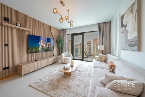 Apartment in VIDA RESIDENCES DUBAI MARINA in Dubai Marina, UAE 3 bedrooms, 153 sq.m. № 650360 - photo 2