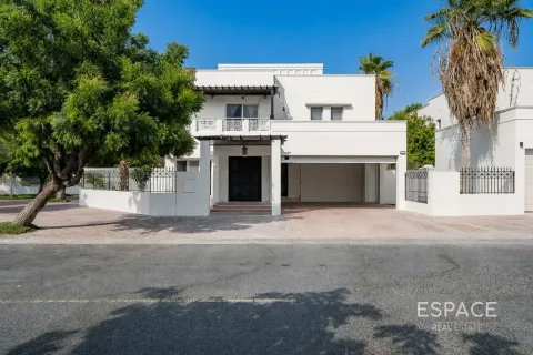 Villa à vendre à Meadows, Dubai, EAU 4 chambres, 381 m2 № 737747 - photo 2