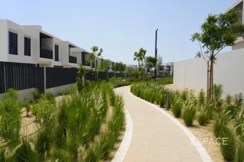 Townhouse sa Jebel Ali, Dubai, UAE 4 silid-tulugan, 298 sq.m. № 737749 - larawan 12