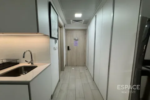 Apartment til salg i Jumeirah Village Circle, Dubai, UAE 39 kvm № 737746 - foto 4