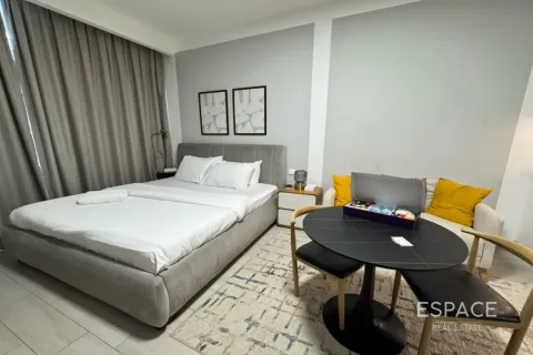 Apartment til salg i Jumeirah Village Circle, Dubai, UAE 39 kvm № 737746 - foto 8