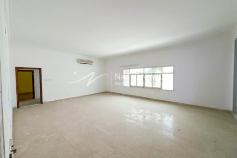 Βίλα σε Abu Dhabi, ΗΑΕ 9 υπνοδωμάτια, 962 τ.μ. Αρ. 629916 - φωτογραφία 2
