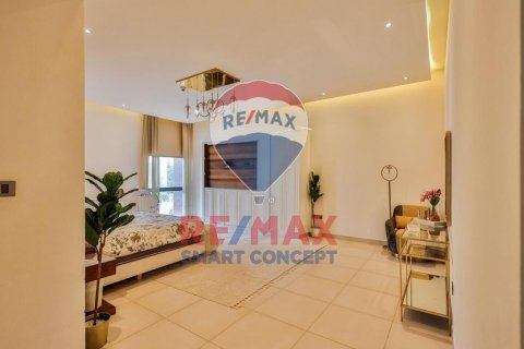 Villa sa Yas Island, Abu Dhabi, UAE 4 silid-tulugan, 599.8 sq.m. № 515845 - larawan 12