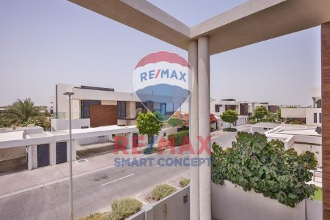 Villa sa Yas Island, Abu Dhabi, UAE 4 silid-tulugan, 599.8 sq.m. № 515845 - larawan 15