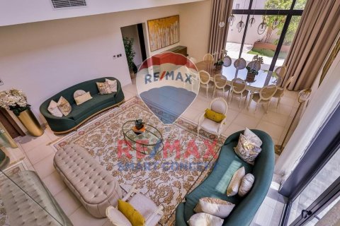 Villa sa Yas Island, Abu Dhabi, UAE 4 silid-tulugan, 599.8 sq.m. № 515845 - larawan 16