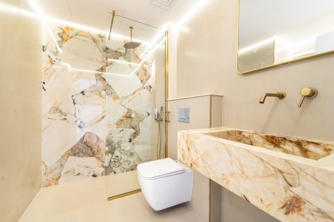 Apartmen di Dubai, UAE 1 bilik tidur, 71 meter persegi № 734132 - foto 8