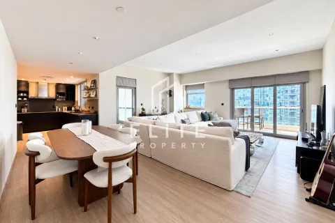 Apartment in Business Bay, Dubai, UAE 1 bedroom, 127 sq.m. № 762978 - photo 3