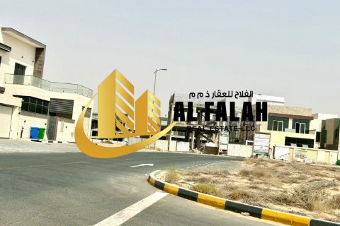 Land in Tilal City, Sharjah, UAE 391 sq.m. № 635538 - photo 4