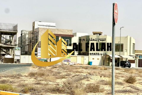 Land in Tilal City, Sharjah, UAE 391 sq.m. № 635538 - photo 8