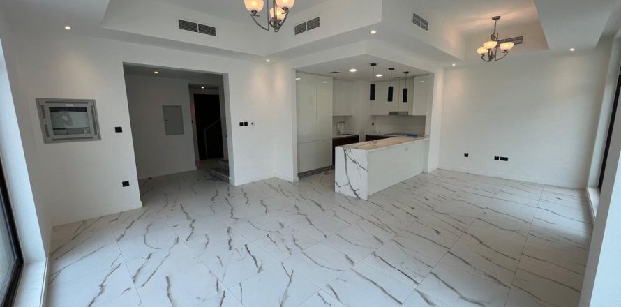 Řadový dům v Dubai, SAE 4 ložnice, 287.8 m² Č.: 711556