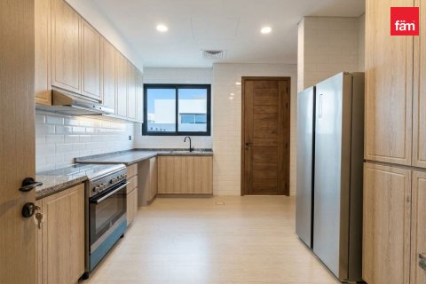 Vila di Dubai, UEA 6 kamar tidur, 439.1 m2 nomor 709924 - foto 13