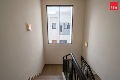 Vila di Dubai, UEA 6 kamar tidur, 439.1 m2 nomor 709924 - foto 16