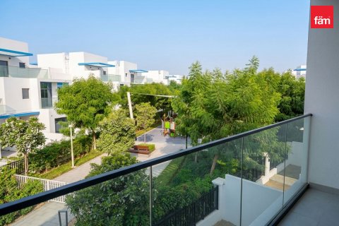 Vila di Dubai, UEA 6 kamar tidur, 439.1 m2 nomor 709924 - foto 22