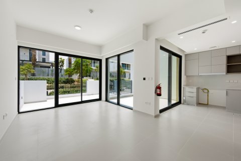 Casa urbana em Arabian Ranches 3, Dubai, EAU 4 quartos, 145.76 m2 № 749916