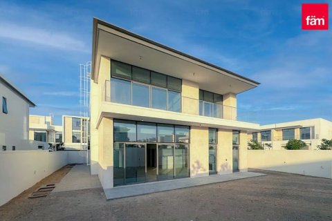 Villa in Dubai, UAE 4 bedrooms, 642.5 sq.m. № 766262 - photo 7