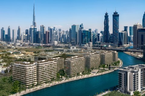 شقة في دبي 40 متر مربع . ر قم 689958