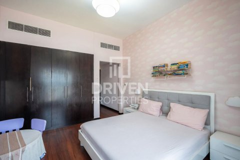 Apartament na sprzedaż w Jumeirah Lake Towers, Dubai, ZEA 2 sypialnie, 154.03 mkw., nr 765149 - zdjęcie 6