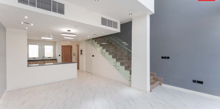 Kuća u nizu u gradu Dubai, UAE 2 spavaće sobe, 101.4 m2 Br. 719932