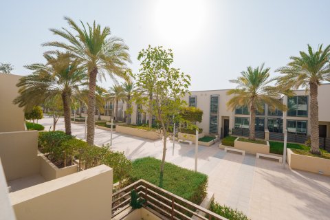 Kuća u nizu u gradu Al Raha Beach, Abu Dhabi, UAE 3 spavaće sobe, 377.09 m2 Br. 748210 - Slika 16