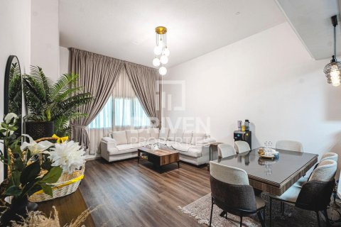 Apartemen di Jumeirah Village Triangle, Dubai, UEA 2 kamar tidur, 131.46 m2 nomor 767004 - foto 3