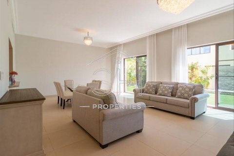Vila v Dubai, SAE 5 spální, 470.6 m2 č. 511964 - Fotografia 3
