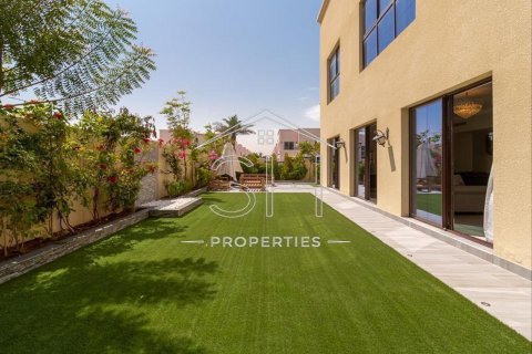 Willa w Dubai, ZEA 5 sypialnie, 470.6 mkw. nr 511964