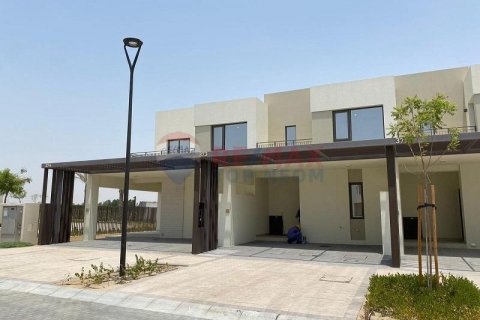 Villa in Dubai South (Dubai World Central), Dubai, UAE 3 bedrooms, 137.8 sq.m. № 564112
