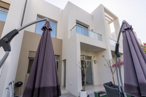 Villa til salgs i Dubai, Emiratene 3 soverom, 181.46 kvm Nr. 637599 - Foto 24