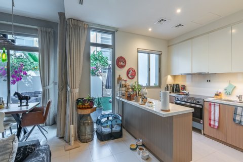 Huvila Dubai, Arabiemiraatit 3 makuuhuonetta, 181.46 m2 № 637599