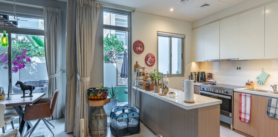 Villa i Dubai, Emiratene 3 soverom, 181.46 kvm nr. 637599