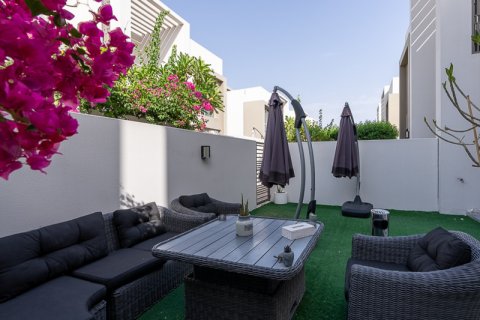 Villa til salgs i Dubai, Emiratene 3 soverom, 181.46 kvm Nr. 637599 - Foto 21