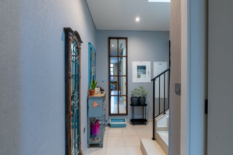 Villa til salgs i Dubai, Emiratene 3 soverom, 181.46 kvm Nr. 637599 - Foto 18