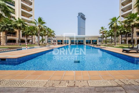 Lägenhet till försäljning i Palm Jumeirah, Dubai, UAE 3 sovrum, 376.54 kvm Nr. 762074 - fotografi 26