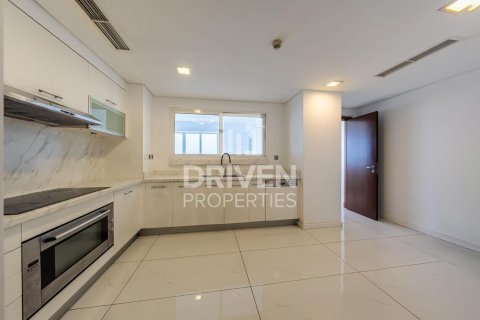 Lägenhet till försäljning i Palm Jumeirah, Dubai, UAE 3 sovrum, 376.54 kvm Nr. 762074 - fotografi 8