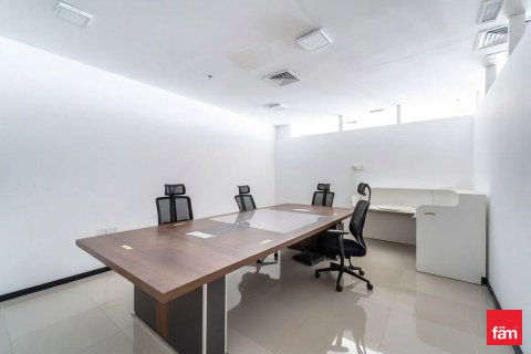 Birojs Business Bay, Dubaijā, AAE 145.8 m2 Nr. 713096 - attēls 3