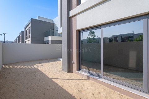 Townhouse di Dubai South (Dubai World Central), Dubai, UEA 3 kamar tidur, 174 m2 nomor 709648 - foto 8
