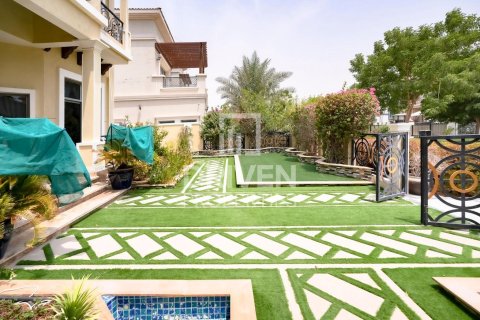 Vilă de închiriat în The Villa, Dubai, EAU 5 dormitoare, 832.5 mp. №746658 - poză 26