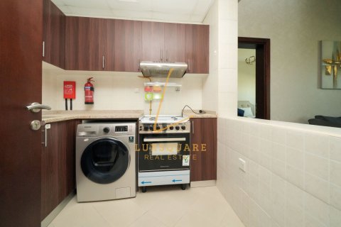 Lägenhet till försäljning i Dubai Sports City, Dubai, UAE 1 sovrum, 66 kvm Nr. 729549 - fotografi 12