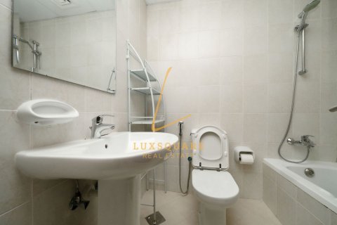 Lägenhet till försäljning i Dubai Sports City, Dubai, UAE 1 sovrum, 66 kvm Nr. 729549 - fotografi 17